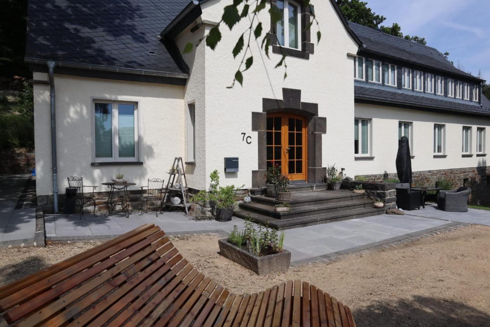 Hotel Residenz Kirchberg Adenau Exterior foto